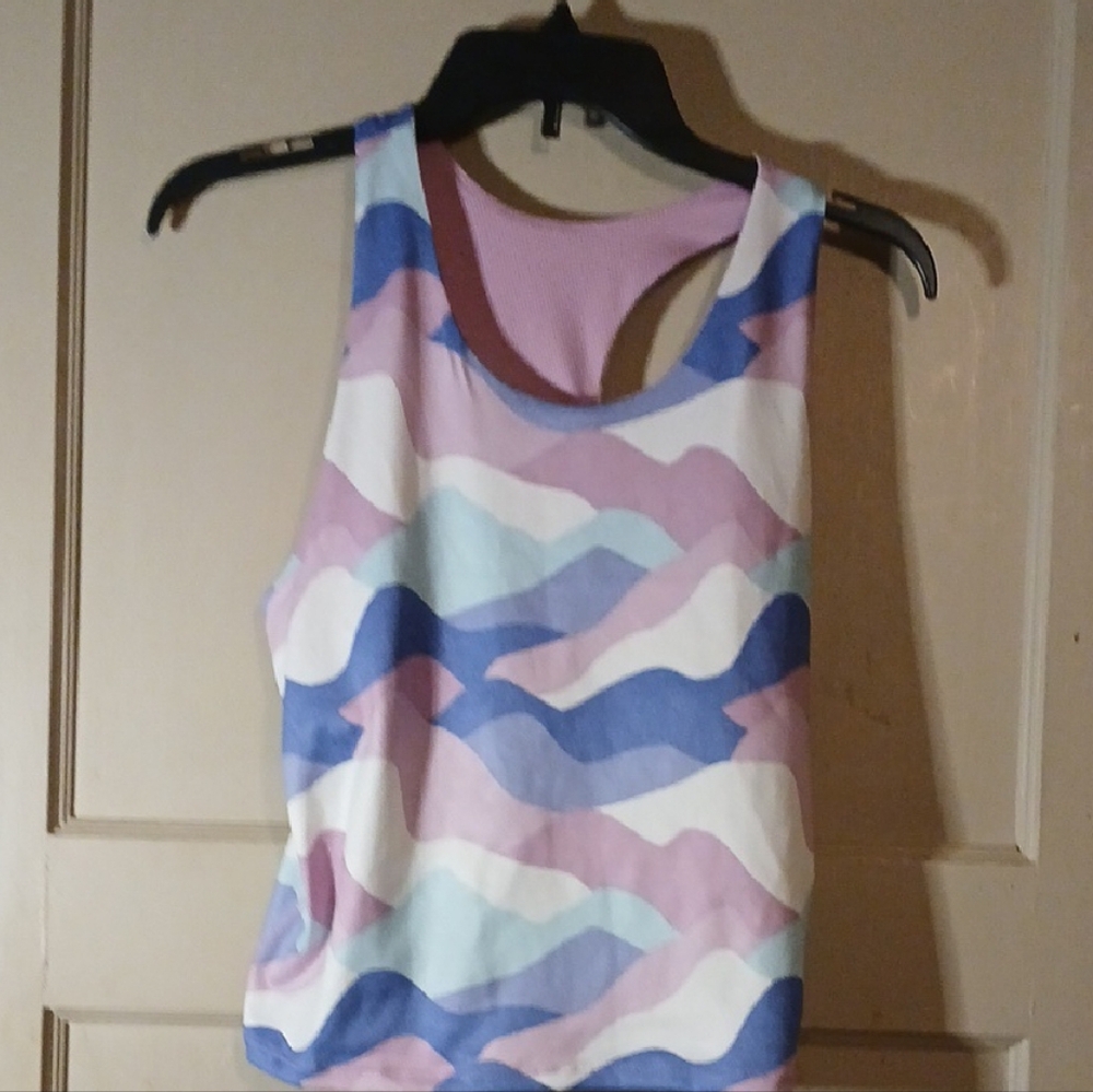 Colorful Wave Pattern Women's Tank Top
